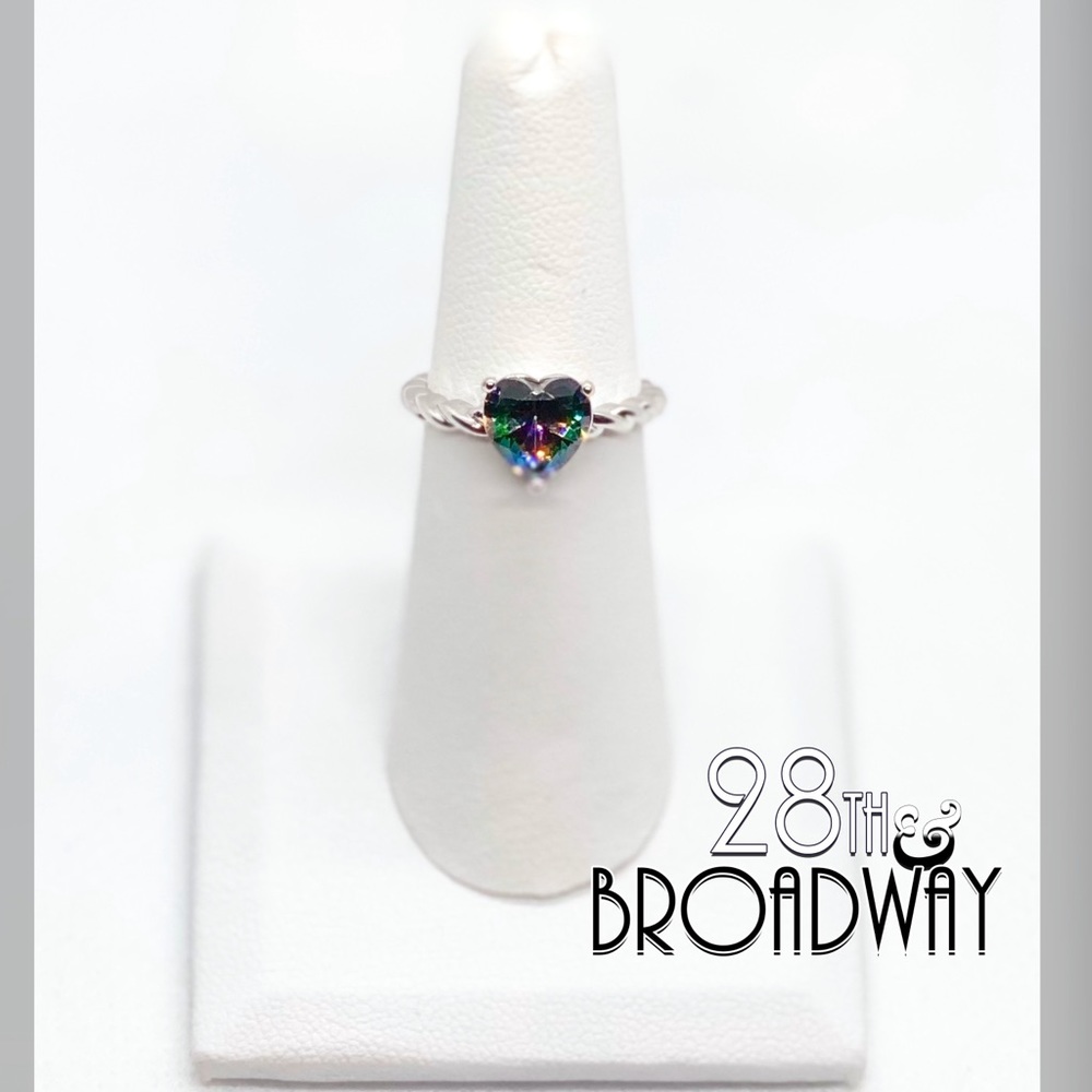 Mystic Topaz Heart .925 Silver Solitaire Ring - Picture 4 of 9